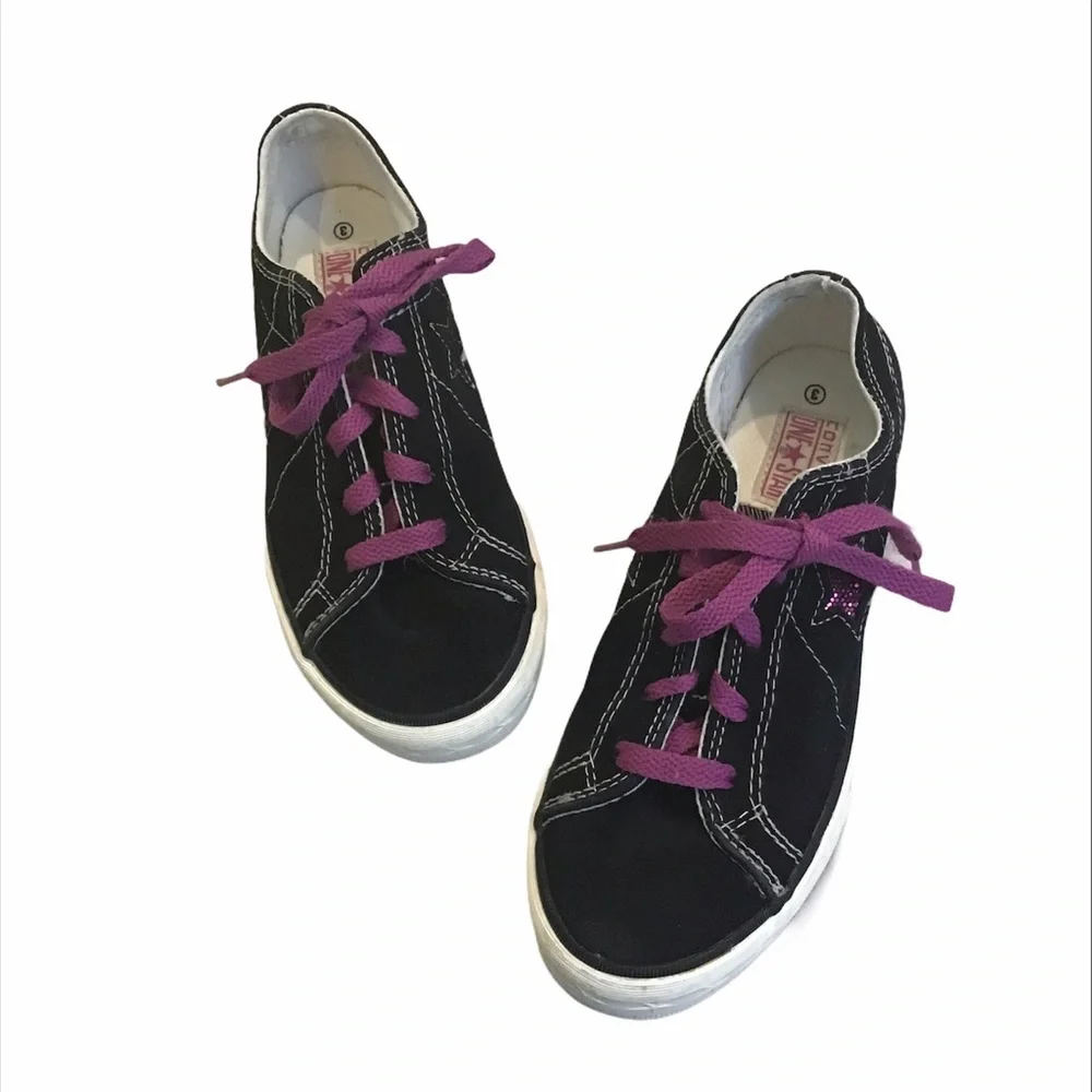 Kids Converse One Star Suede Sneakers